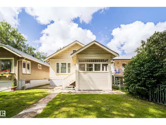 11604 97 ST NW NW, Edmonton, Alberta T5G1X9