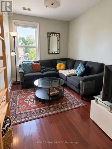 UPPER - 84 RUNNYMEDE ROAD, Toronto (High Park-Swansea), Ontario M6S2Y3