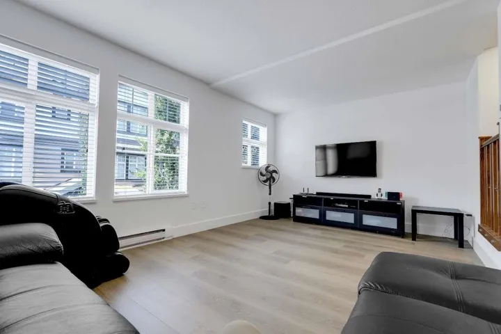 108 16177 83 AVENUE, Surrey, British Columbia V4N5T3
