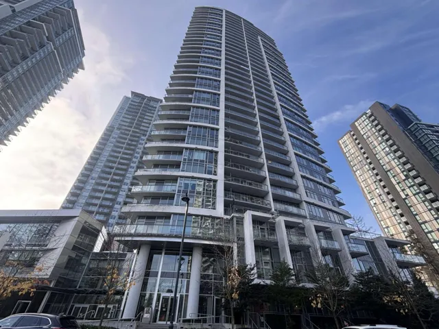 2002 13308 CENTRAL AVENUE, Surrey, British Columbia V3T0M4