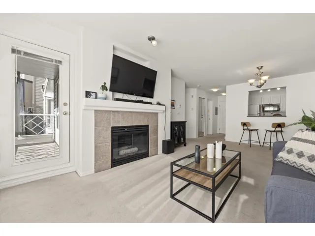 232 9979 140 STREET, Surrey, British Columbia V3T5W2