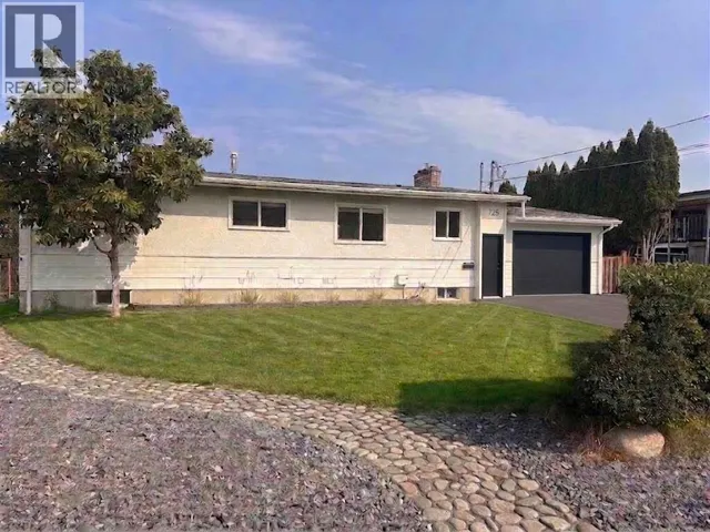 725 Ross Avenue, Penticton, British Columbia V2A3A5