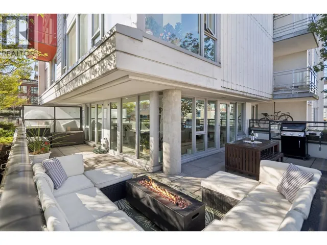 1007 188 KEEFER STREET, Vancouver, British Columbia V6A0E3