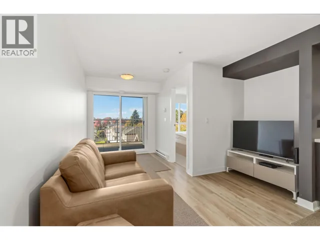 305 2888 E 2ND AVENUE, Vancouver, British Columbia V5M0B9