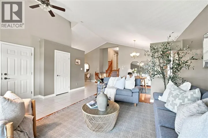546 JERSEYVILLE Road W, Hamilton, Ontario L9G3L5