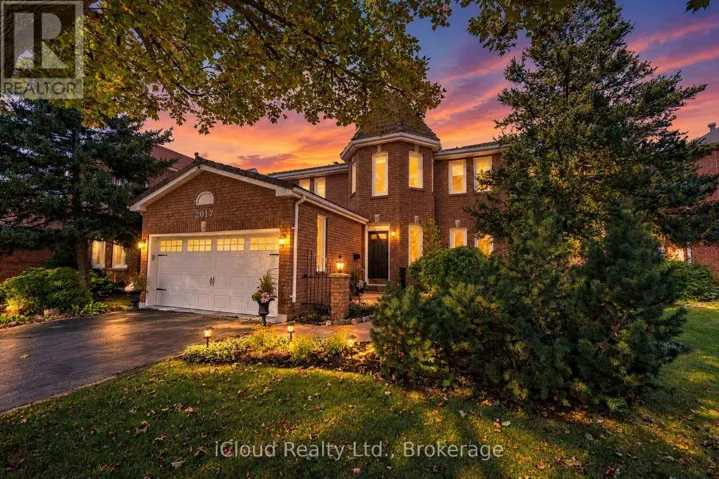 2017 GRENVILLE DRIVE, Oakville (WC Wedgewood Creek), Ontario L6H3Z3