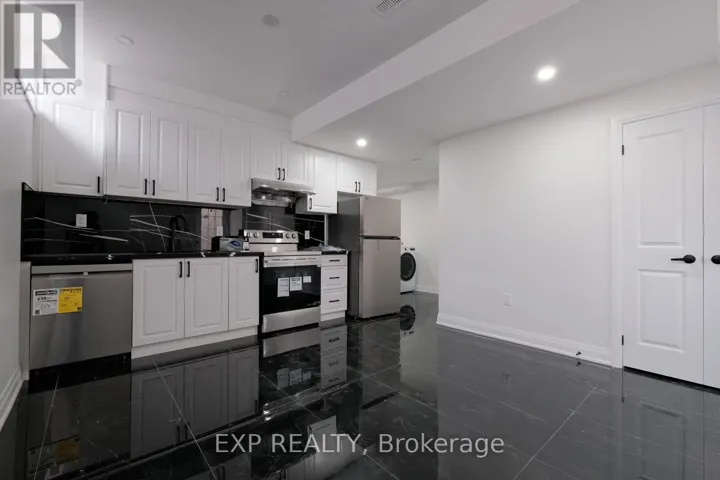 BASEMENT - 28 ELVERTON CRESCENT, Brampton (Northwest Brampton), Ontario L7A4Z4