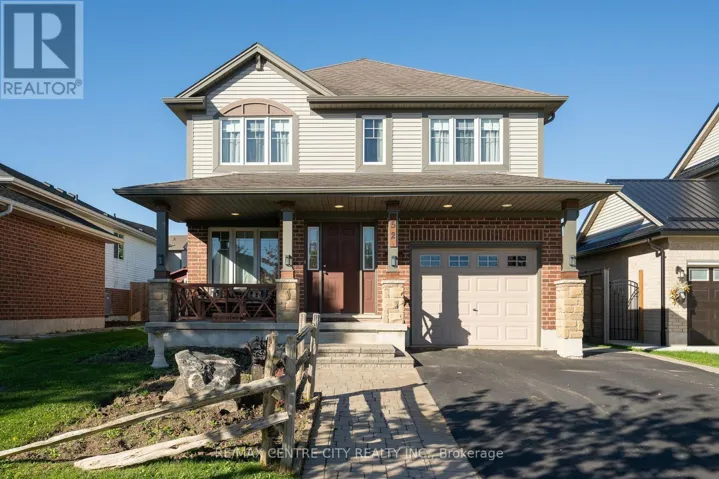 52 PINE VALLEY DRIVE, St. Thomas, Ontario N5R5J5