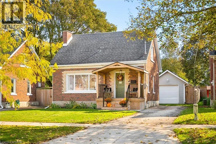 113 ADELAIDE Street, Kitchener, Ontario N2M2B5