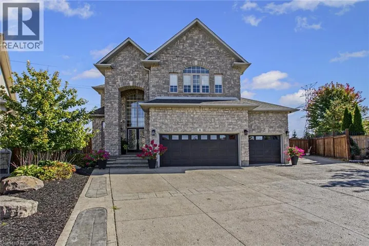 4 PLAYFAIR Court, Ancaster, Ontario L9K1R6