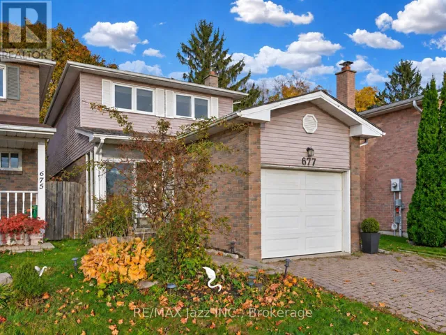 677 GRANDVIEW DRIVE, Oshawa (Donevan), Ontario L1H7V9