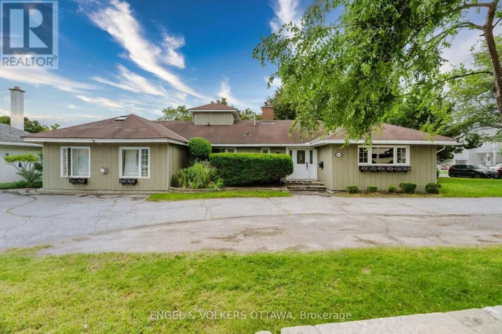 1994 CARLING AVENUE, Ottawa, Ontario K2A1G1