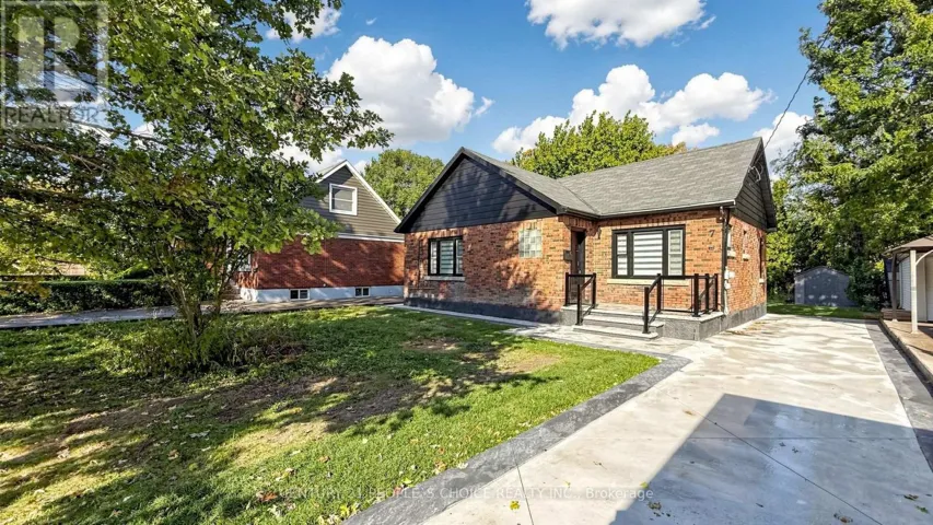 7 CECIL STREET, St. Catharines (Lakeport), Ontario L2N4B3