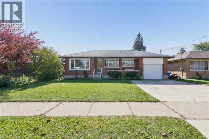 61 FAIRLAWN Road, Kitchener, Ontario N2C1X8