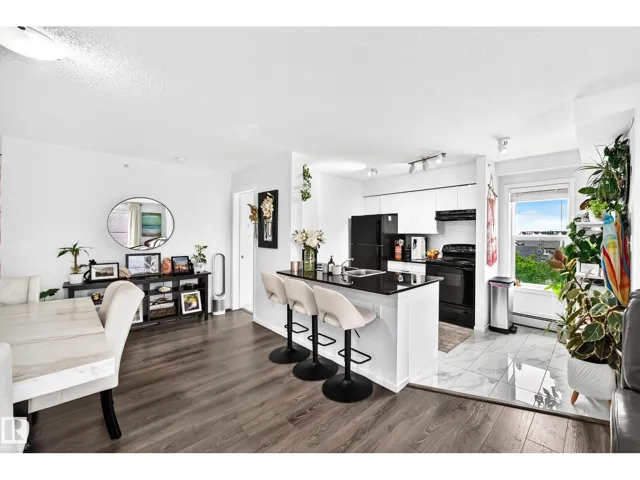#423 18126 77 ST NW, Edmonton, Alberta T5Z0N7