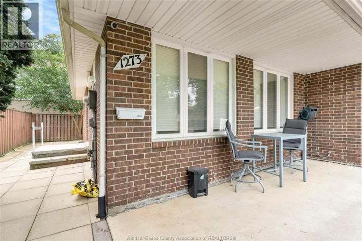 1273 AIRE PLACE, Windsor, Ontario N8S4E3