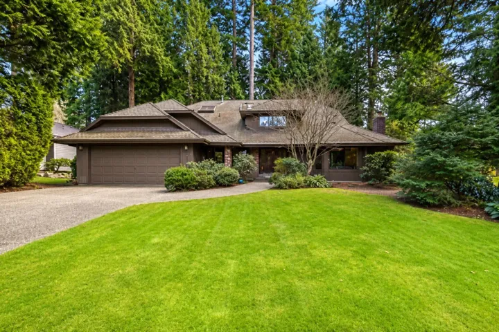 1768 AMBLE GREENE DRIVE, Surrey, British Columbia V4A6P4