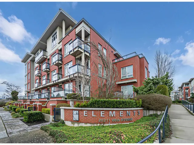 C211 20211 66 AVENUE, Langley, British Columbia V2Y0L4