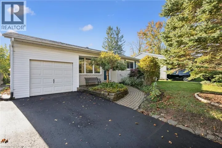 259 THORNCREST Drive, Waterloo, Ontario N2L4L2