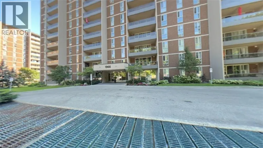 1966 MAIN Street W Unit# 306, Hamilton, Ontario L8S1J6