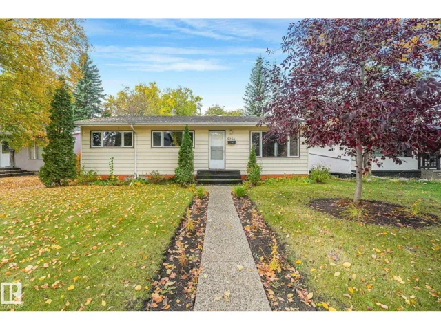 9256 148 ST NW, Edmonton, Alberta T5R1A3