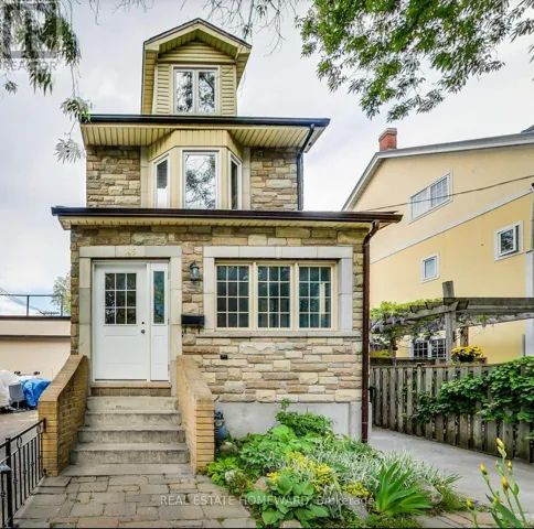 LOWER - 145 BOSTON AVENUE, Toronto (South Riverdale), Ontario M4M2T8