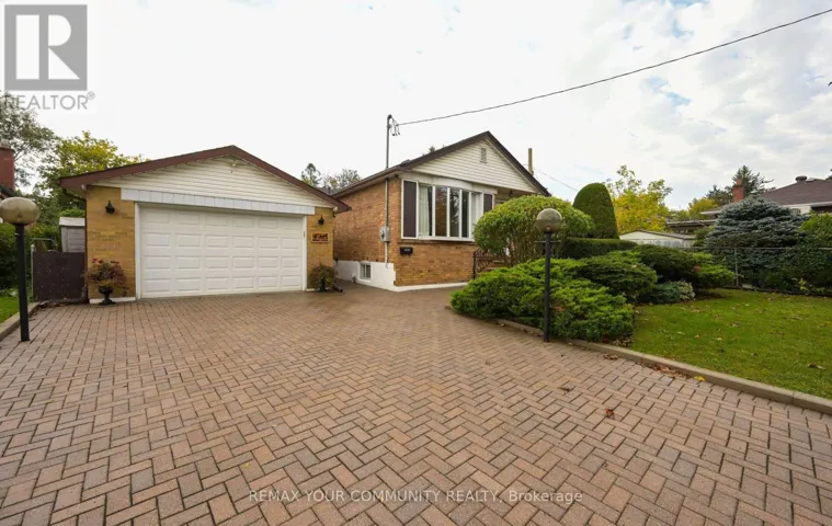 4 HUGHES PLACE, Toronto (Wexford-Maryvale), Ontario M1R2B8