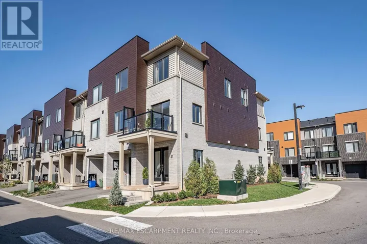 31 DRYDEN LANE, Hamilton (McQuesten), Ontario N8H1N4