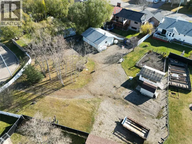 10717 Briarwood Crescent, Dawson Creek, British Columbia V1G4L8