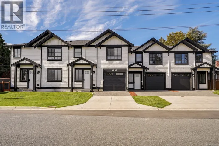 3 4068 Tuxedo Dr, Saanich, British Columbia V8X2L3