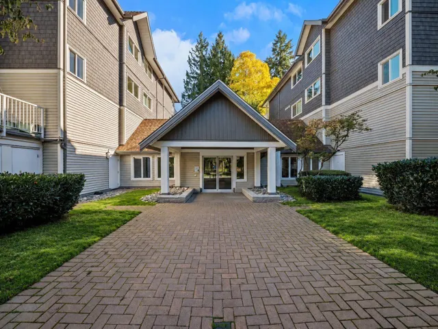 220 9688 148 STREET, Surrey, British Columbia V3R0W2