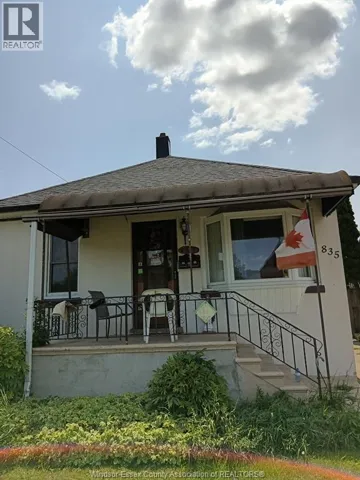 835 STANLEY, Windsor, Ontario N8X3B4