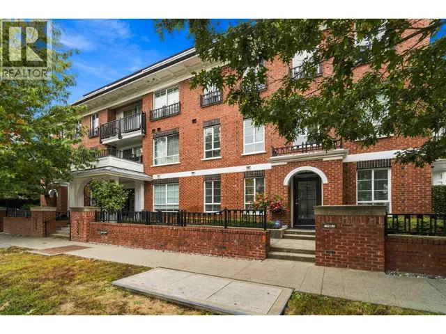 212 555 FOSTER AVENUE, Coquitlam, British Columbia V3J3W2