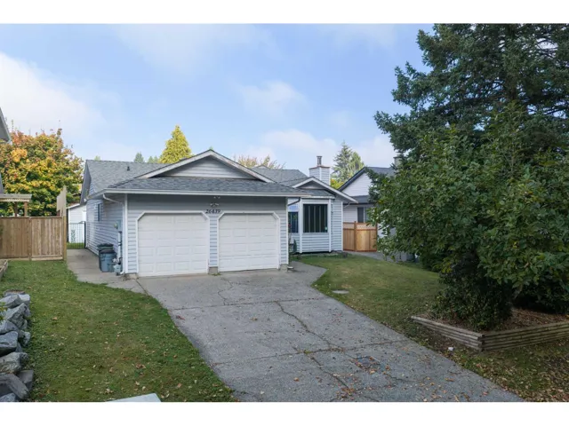 26439 28 AVENUE, Langley, British Columbia V4W3A6