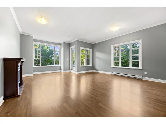 201 20286 53A AVENUE, Langley, British Columbia V3A0A8
