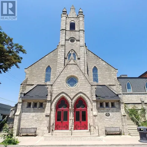 LOWER LEVEL - 20 QUEBEC STREET, Guelph (Downtown), Ontario N1H2T4