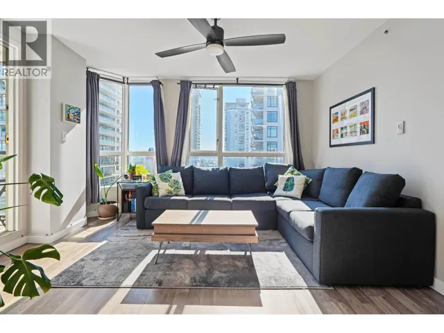 1105 55 TENTH STREET, New Westminster, British Columbia V3M6R5