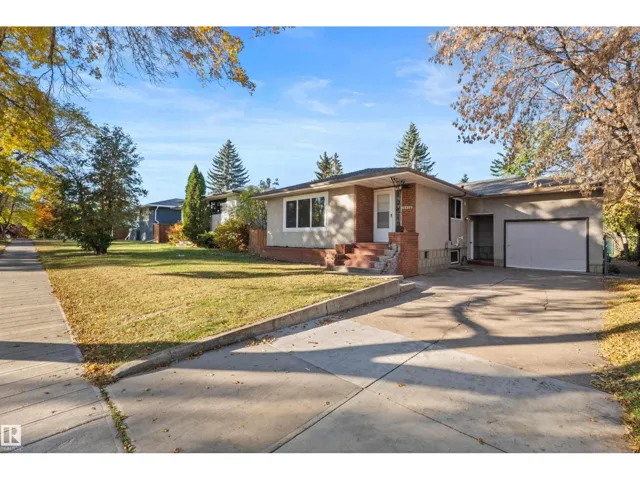 10428 64 AV NW NW, Edmonton, Alberta T6H1S7