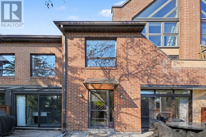 45 - 100 HILLSIDE DRIVE, Ottawa, Ontario K1K4J3