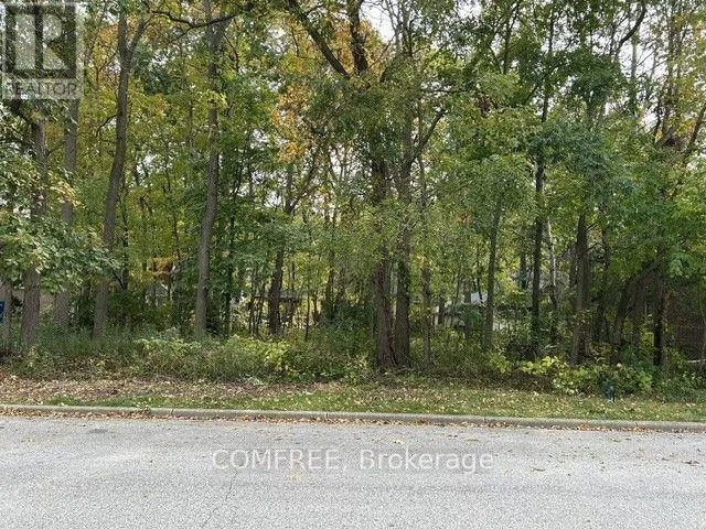 2215 EDGEMORE AVENUE, LaSalle, Ontario N9H2K2