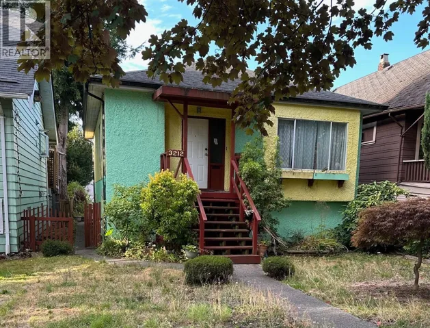 3212 W 6TH AVENUE, Vancouver, British Columbia V6K1X8