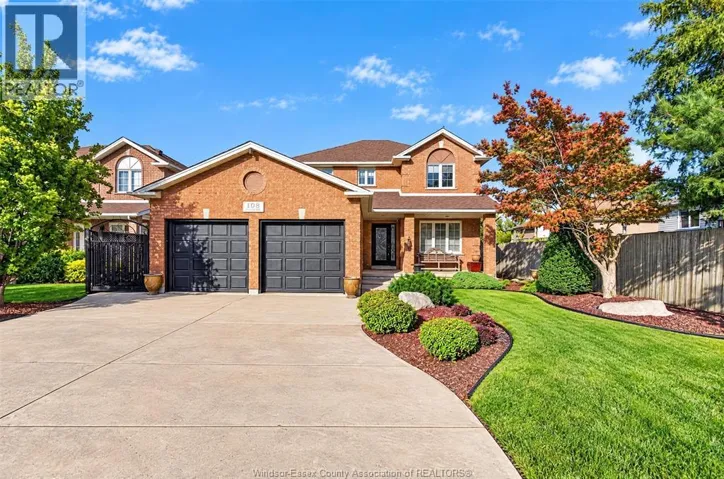 108 Eveleigh, Windsor, Ontario N9E4M1