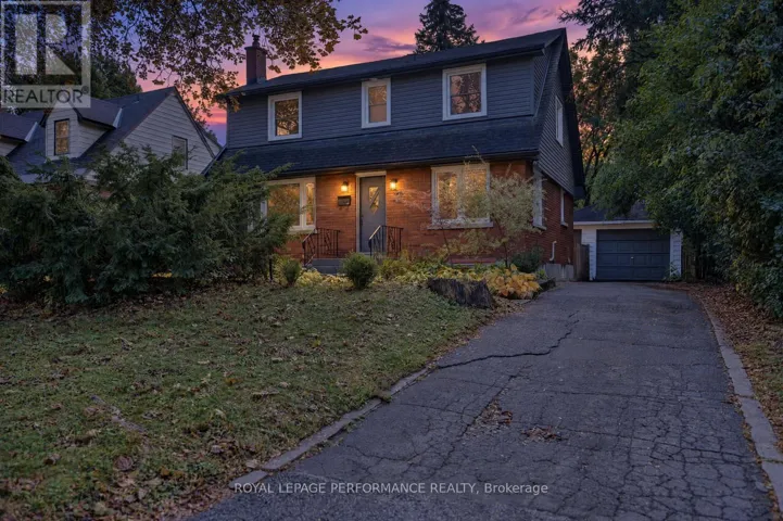 140 BEGONIA AVENUE, Ottawa, Ontario K1H6E4