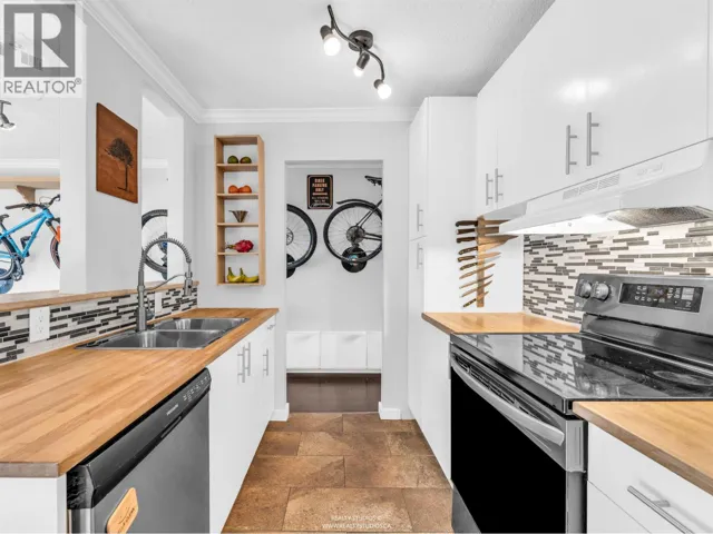 306 2222 CAMBRIDGE STREET, Vancouver, British Columbia V5L1E6