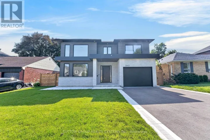 2052 REDAN DRIVE, Mississauga (Lakeview), Ontario L4Y1N8