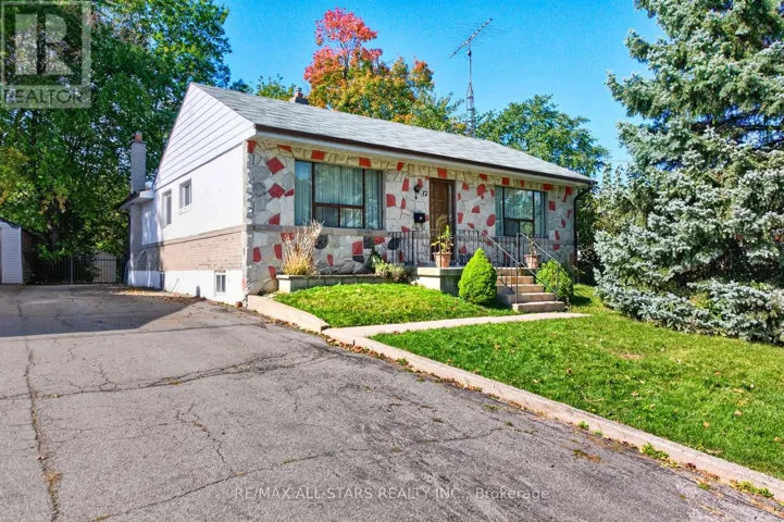 12 ADANAC DRIVE, Toronto (Cliffcrest), Ontario M1M2E4
