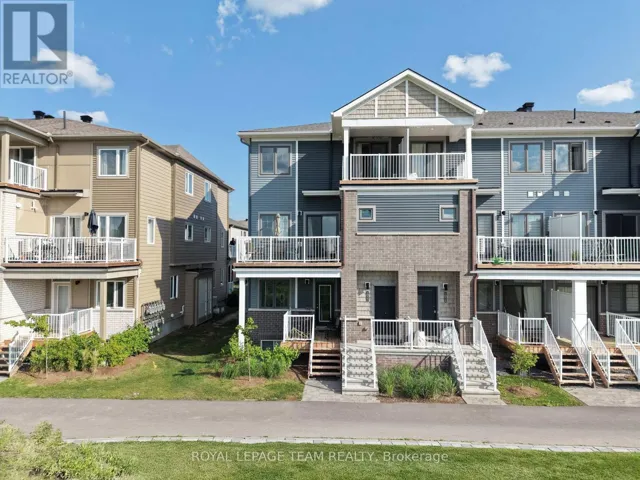 1022 CHAPMAN MILLS DRIVE, Ottawa, Ontario K2J7J2