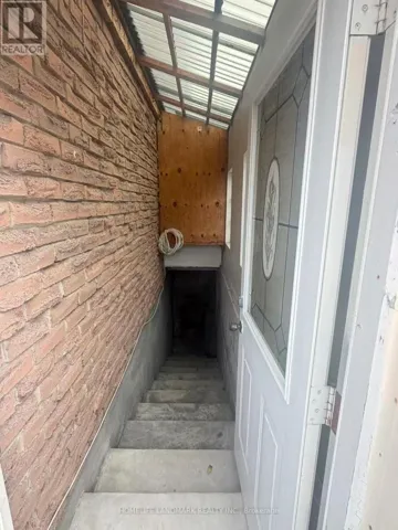 BSMT - 8 FULLERTON CRESCENT, Markham (Milliken Mills West), Ontario L3R3G5