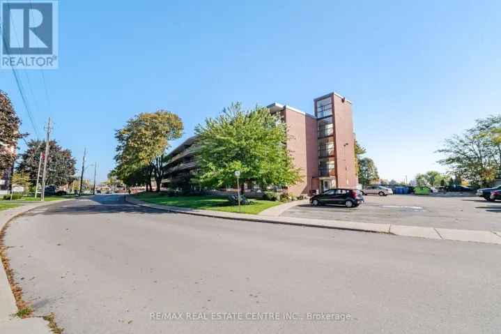 204 - 11 WOODMAN DRIVE S, Hamilton (Corman), Ontario L8K4E3