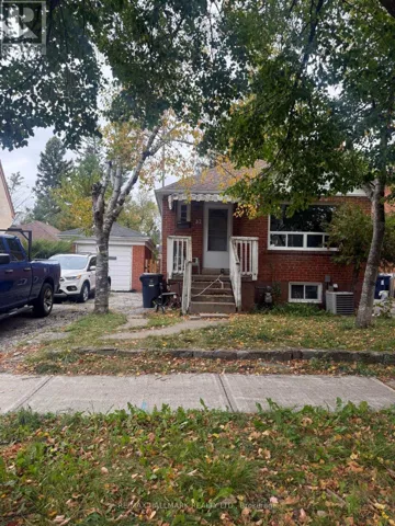 32 NEWTON DRIVE, Toronto (Newtonbrook East), Ontario M2M2M7